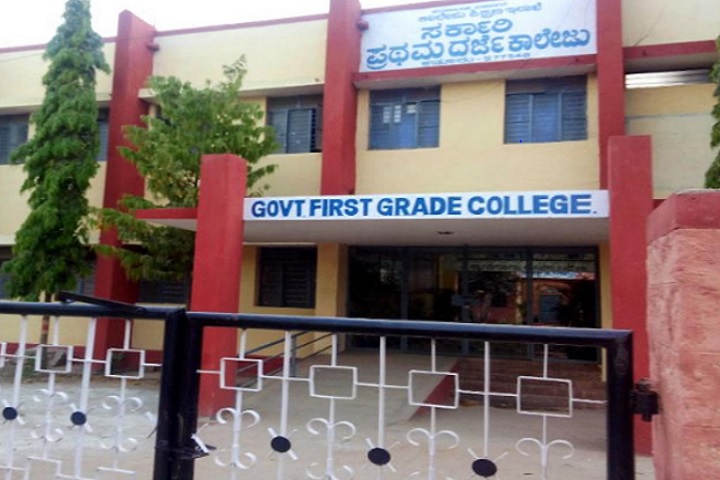 https://cache.careers360.mobi/media/colleges/social-media/media-gallery/22785/2021/5/7/Campus View of Government First Grade College Kadur_Campus-View.jpg